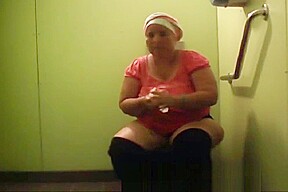 Hiddem cam toilet piss