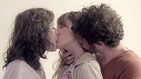 A trois on y va (2015) Anais Demoustier