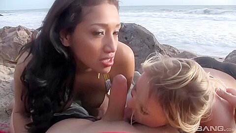 Vicki Chase Down Your Throat 7 Sc5